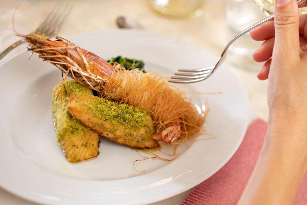 Hotel Pineta 벨레지아아지마리나 외부 사진